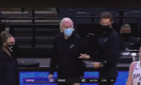 波波维奇连吃两个T，被驱逐出场