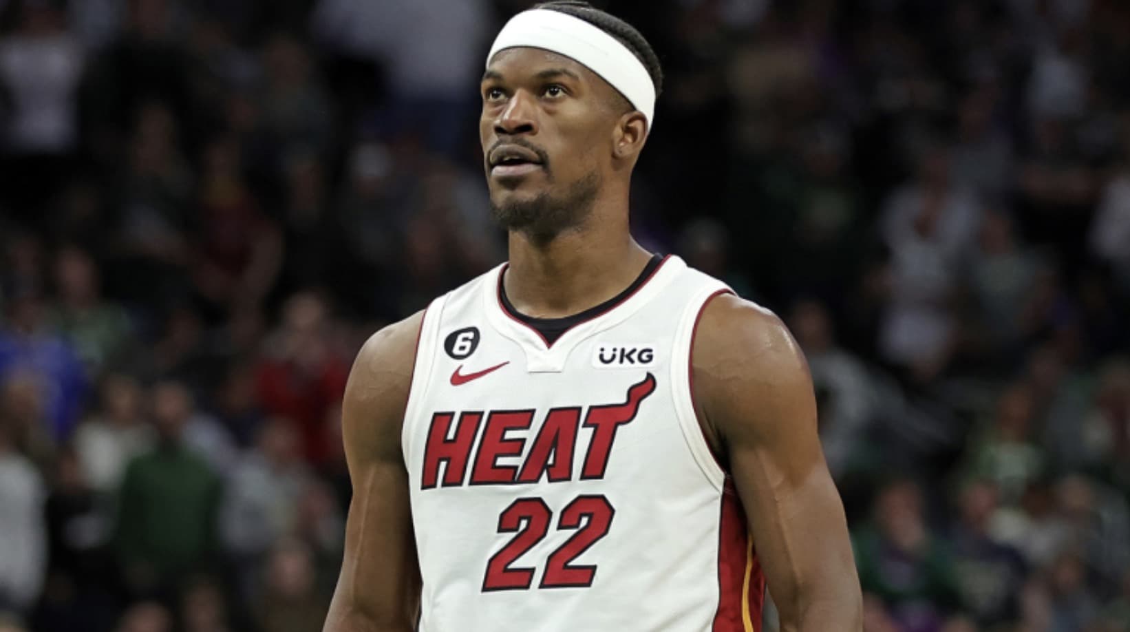 NBA季后赛:巴特勒