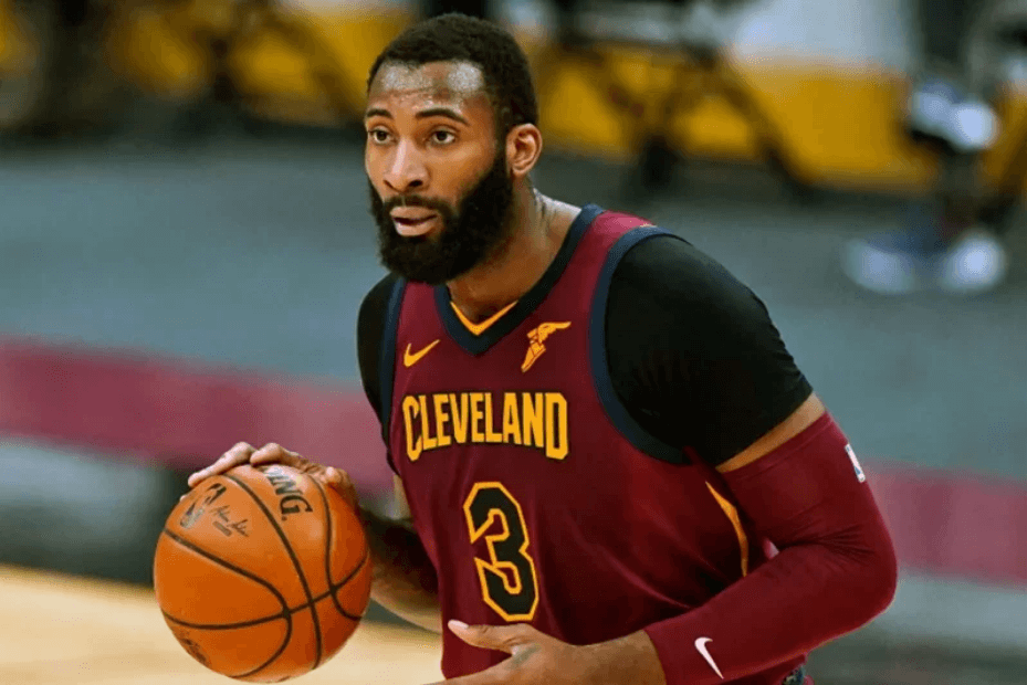 德拉蒙德助NBA湖人内线战力升级，惊人数据完胜一票球员