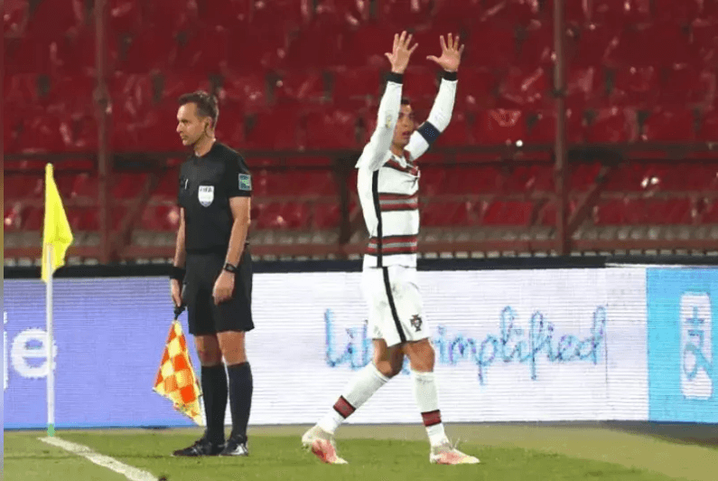 C罗的进球被判为未进