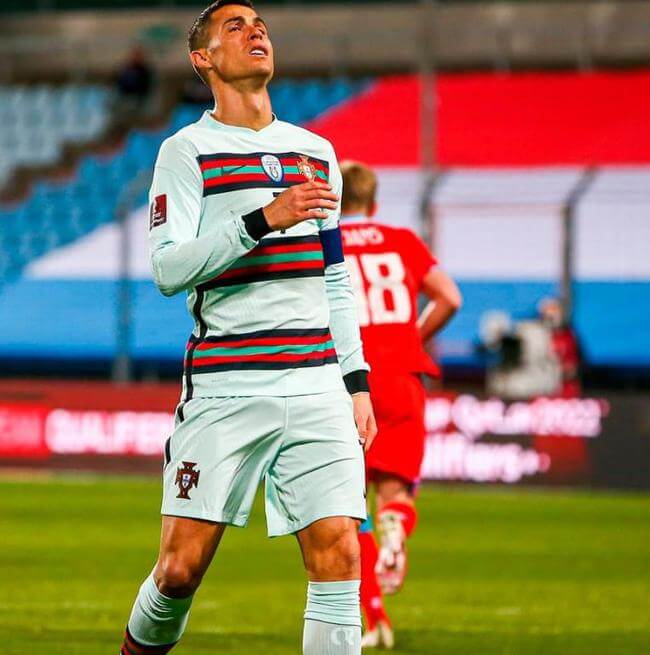 世预赛葡萄牙3-1逆转客胜，C罗进球若塔连场破门