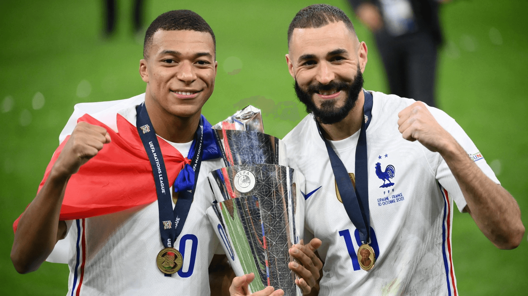 本泽马重回法国队，迎战2022卡塔尔世界杯