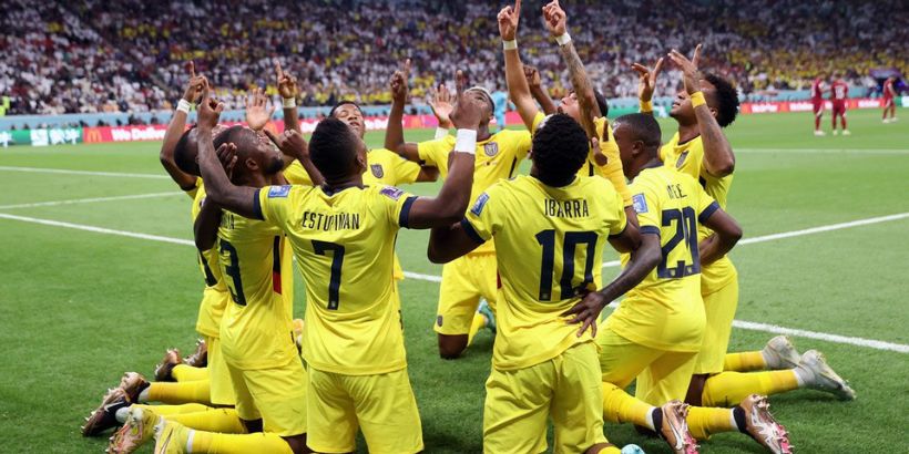 2022卡塔尔世界杯揭幕战，厄瓜多尔队轻取东道主卡塔尔队