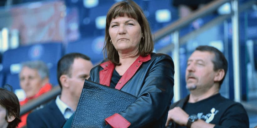 【2022夏季转会】输掉英超开幕战,曼联锁定中场拉比奥特