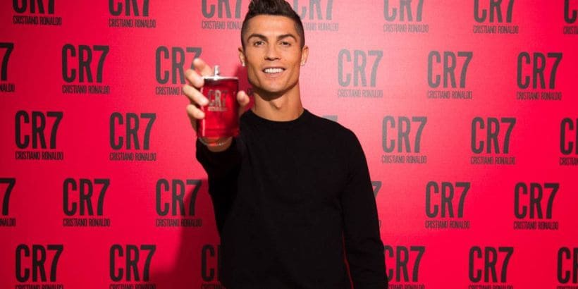 C罗获沙特天价合同,或成2030世界杯代言人!