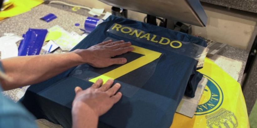 【2023冬季转会】C罗加盟沙特俱乐部利雅得胜利，年薪2亿欧元