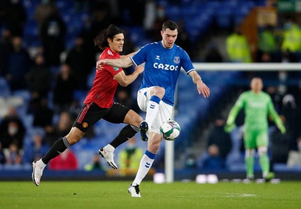 双方联赛杯3次交手,曼联1胜2负,唯一的胜局还是1993年