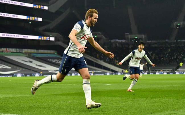 凯恩两度被评为英超最佳球员