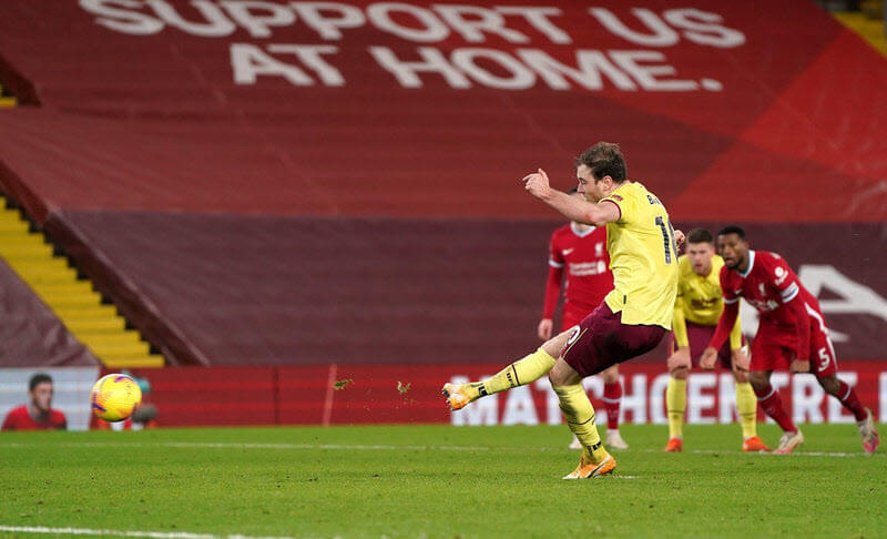 利物浦0比1负伯恩利,结束68轮英超主场不败,克洛普:争冠已不敢想