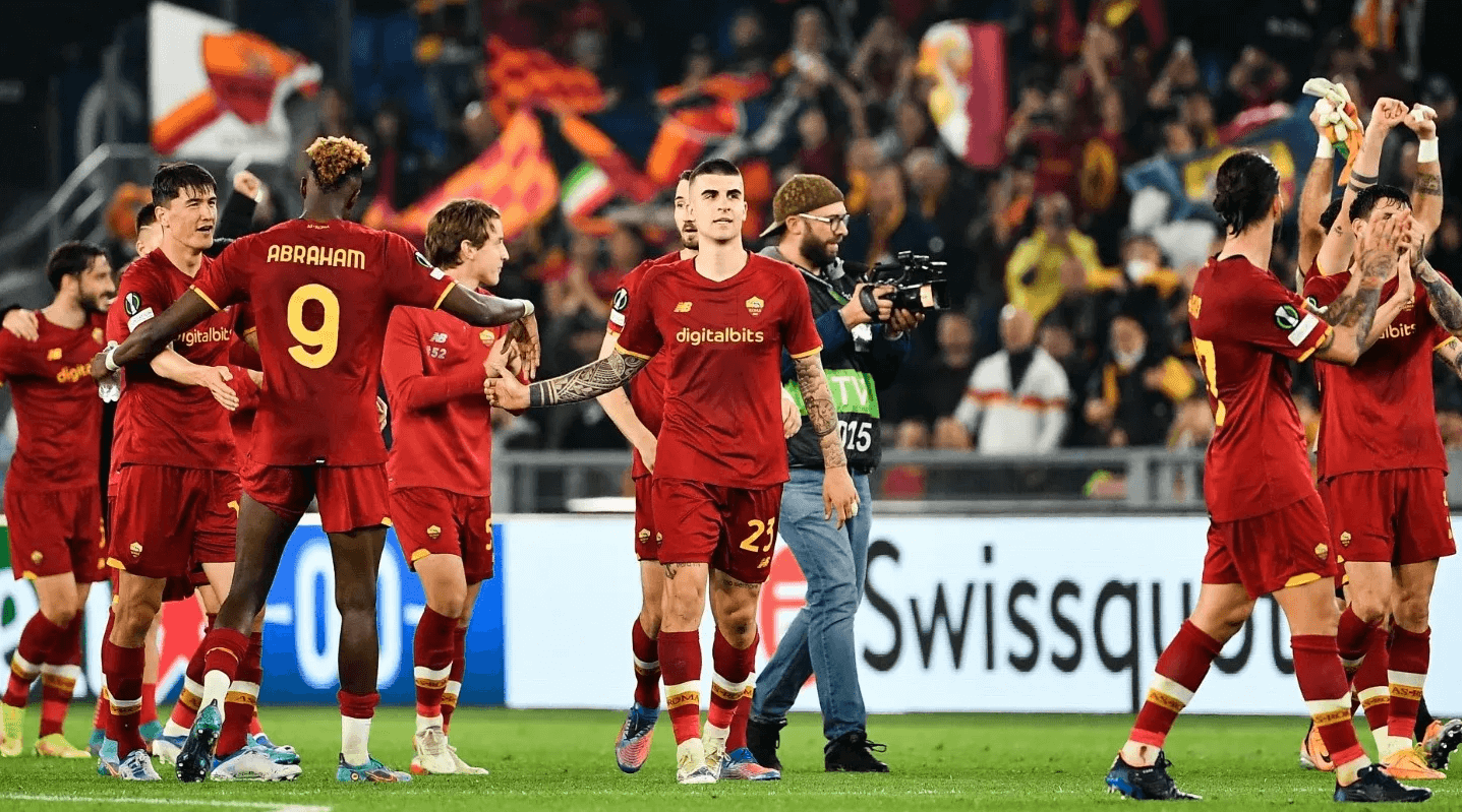 欧会杯最终决赛，罗马1-0费耶诺德夺冠
